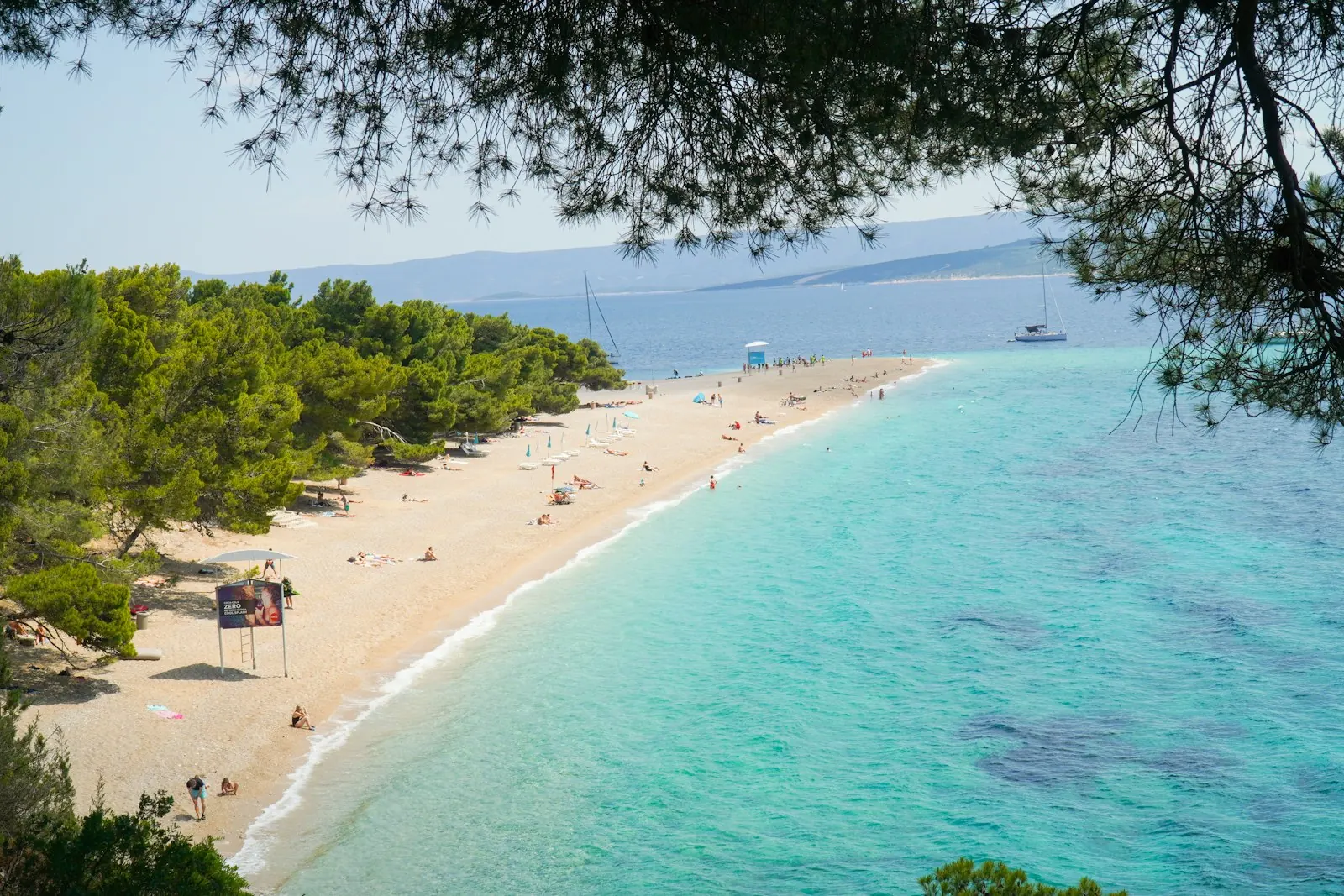 Plażowicze na Złotym Rogu